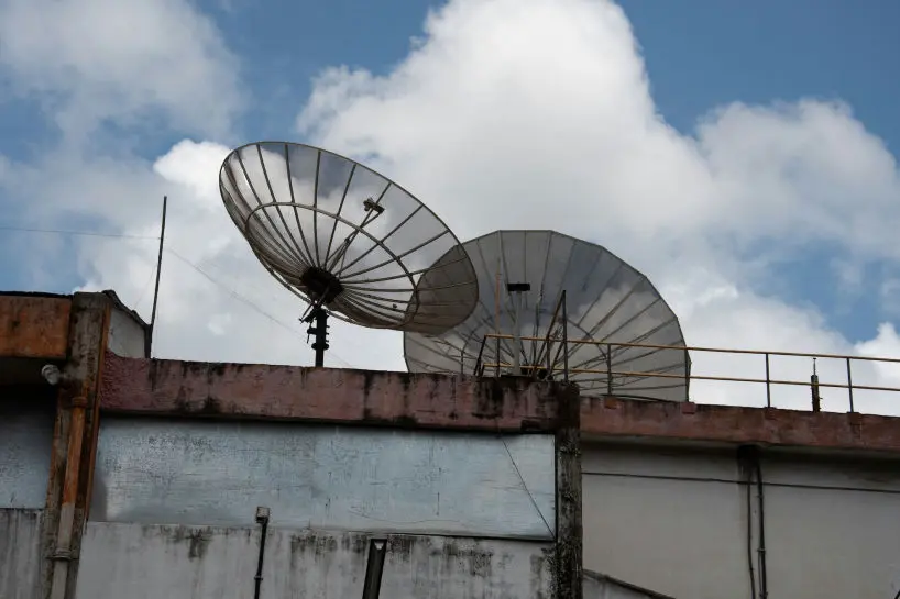 Microwave Transmission and Mini-Link Antenna Installation